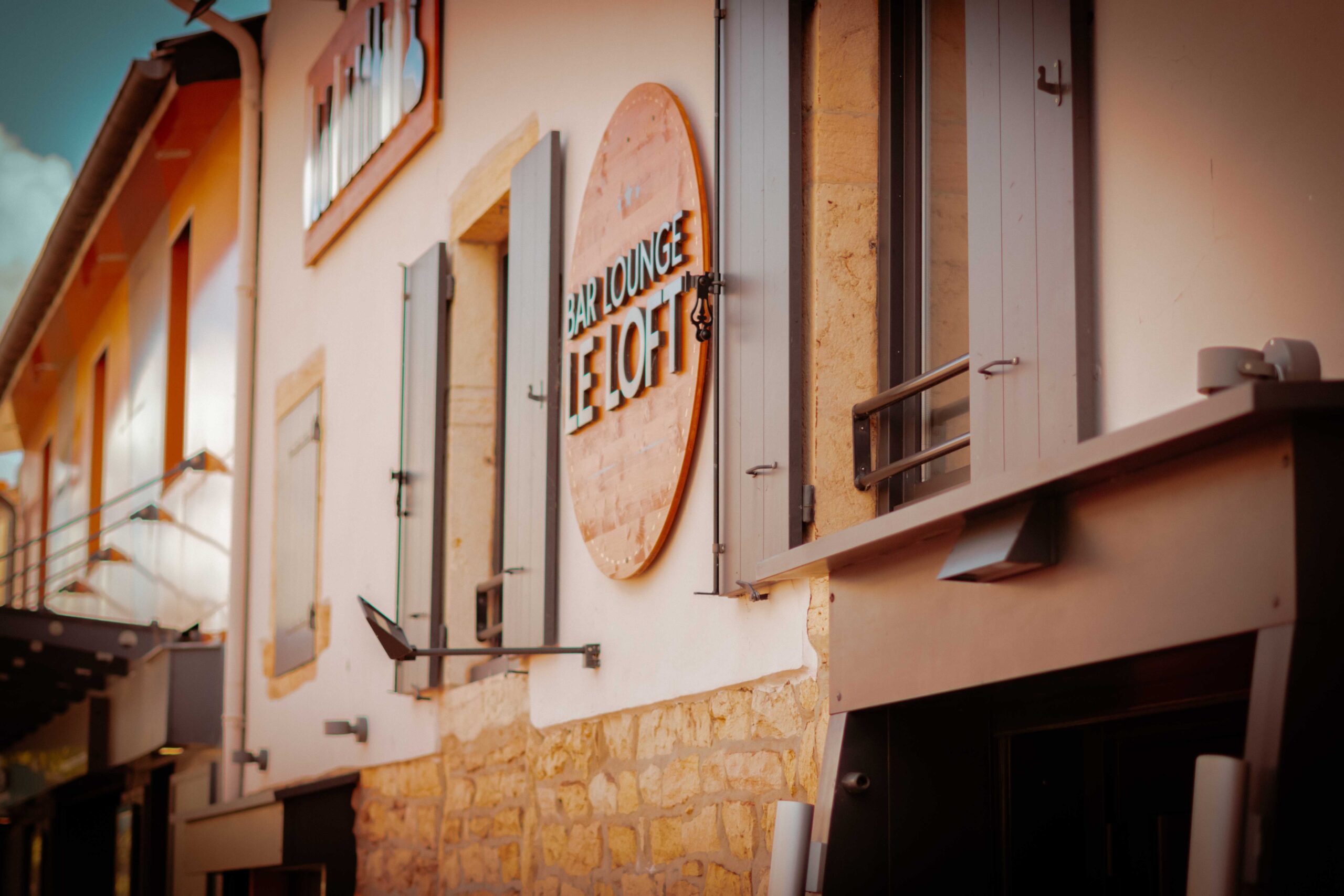 Ouvert du Mardi au Samedi - Le loft bar lounge